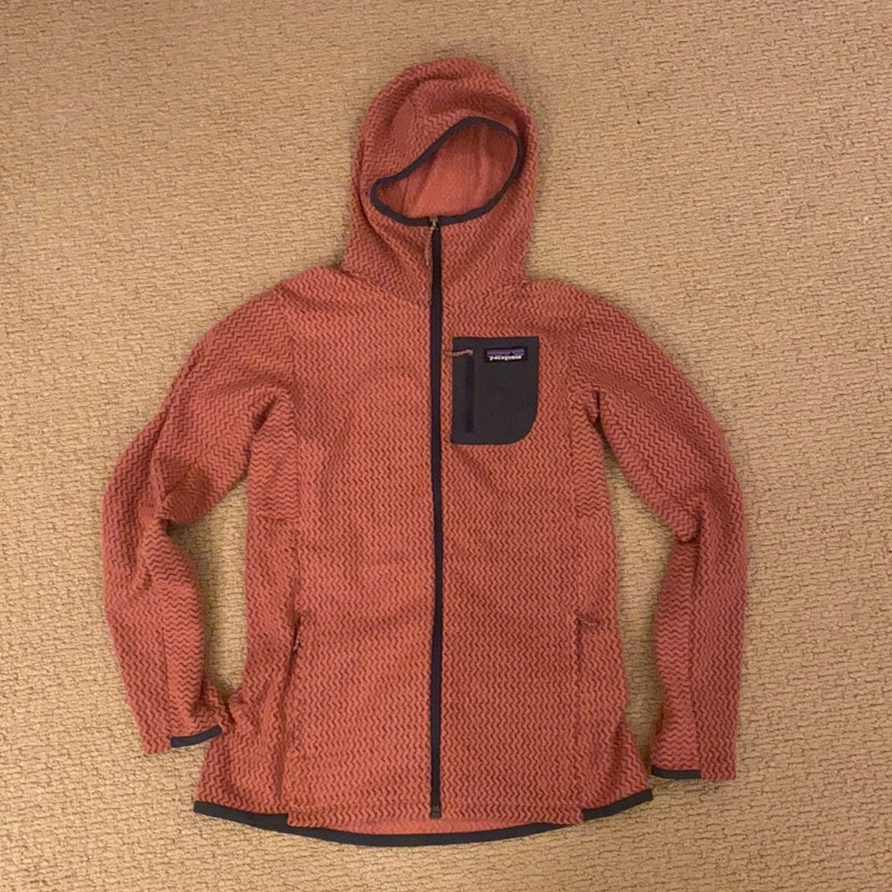 Patagonia zip up sweater